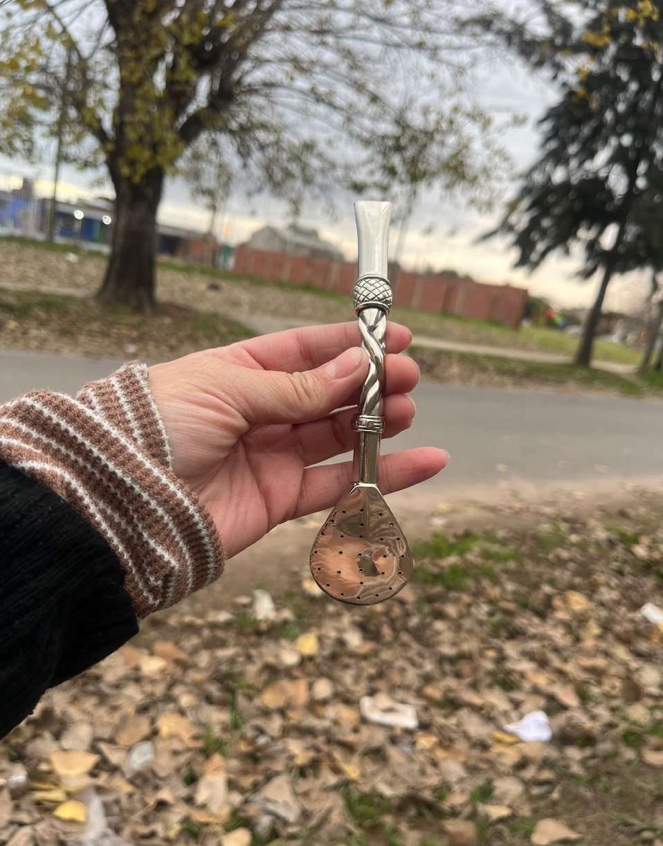 Bombillón curvo 100% alpaca y pala uruguaya